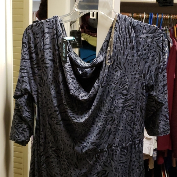 Slim Fabulous Sliming Dress with Shell - Picture 2 of 9